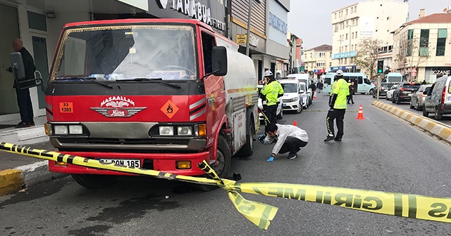 Akaryakıt tankerinin altında feci ölüm