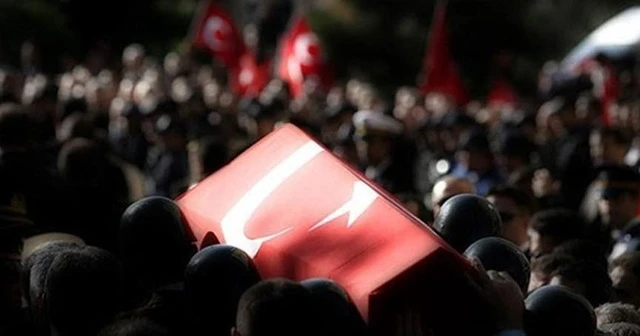 Bakan Akar'dan şehit uzman onbaşı için başsağlığı mesajı