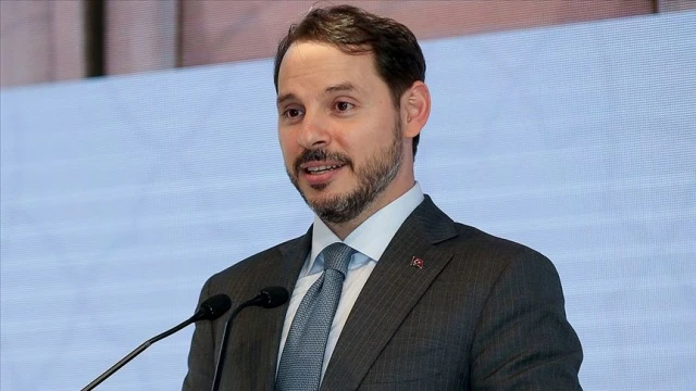Bakan Berat Albayrak'tan 'İVME Finansman Paketi' mesajı