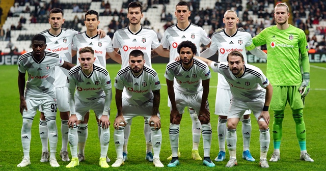 Beşiktaşlı iki futbolcu haftanın en iyi 11&#039;ine seçildi