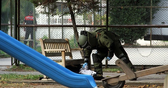 Çocuk parkındaki şüpheli valiz