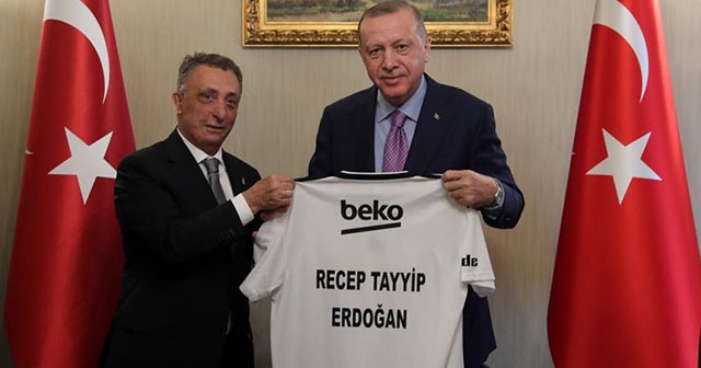 Cumhurbaşkanı Erdoğan, Beşiktaş Kulübü Başkanı Çebi&#039;yi kabul etti