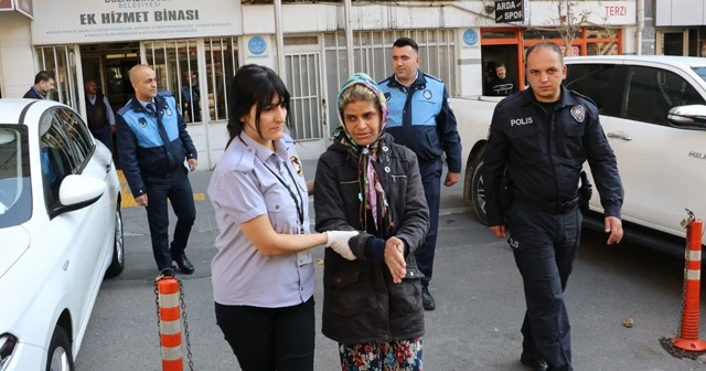 Dilenerek zengin oldu