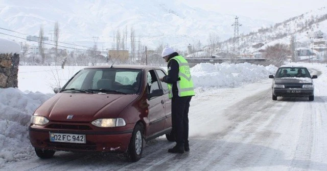 Emniyetten kış yolculukları için &#039;hayati&#039; uyarılar