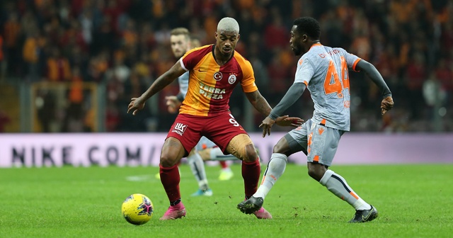 Galatasaray evinde Medipol Başakşehir&#039;e mağlup oldu