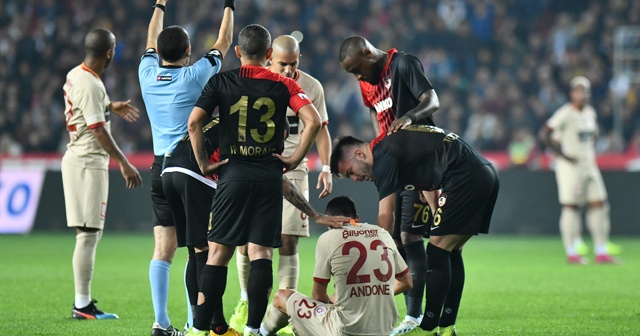 Galatasaray golcü futbolcunun sözleşmesini feshedebilir