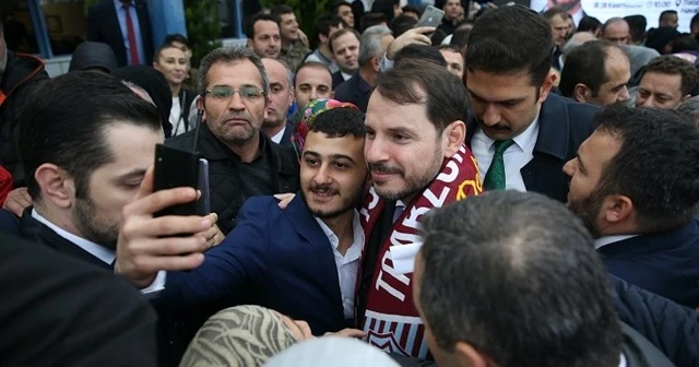 Hazine ve Maliye Bakanı Berat Albayrak&#039;a Trabzon&#039;da yoğun ilgi