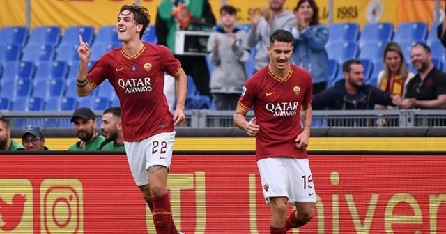 İlk kez 11'de başlayan milli futbolcu kırmızı kart gördü