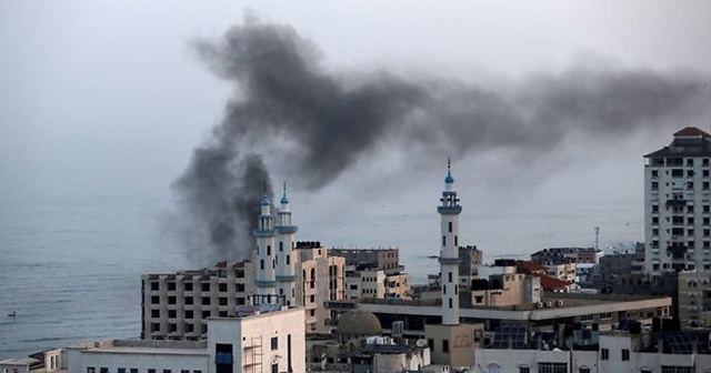 İsrail&#039;in Gazze&#039;ye hava saldırılarında ölü sayısı 11&#039;e yükseldi