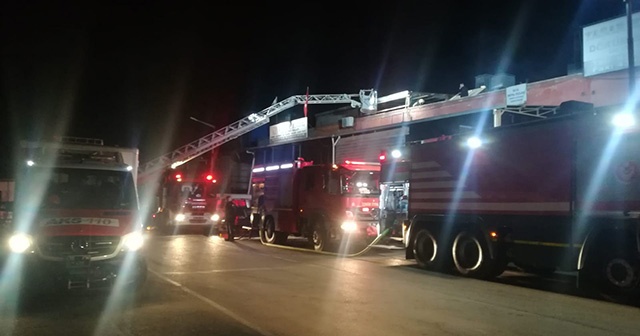 İzmir’de 2 alüminyum imalathanesinde korkutan yangın