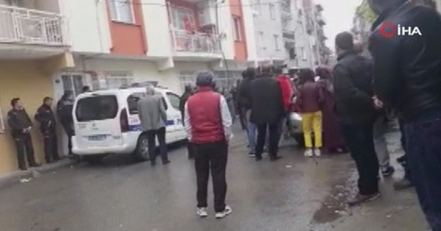 İzmir&#039;de korkunç cinayet! Eşini baltayla öldürdü