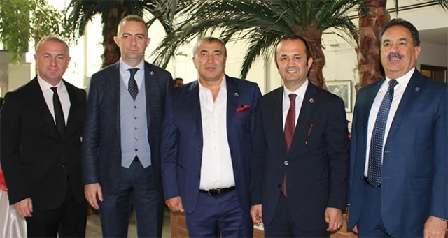 Kamudan firmalara 'fikirlerinizi koruyun' çağrısı