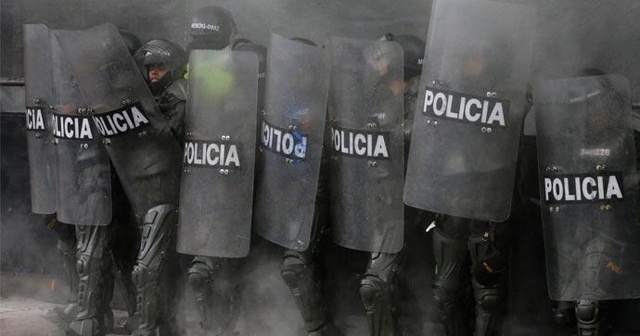 Kolombiya genel grev nedeniyle sınırlarını geçici kapattı