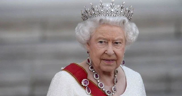 Kraliçe Elizabeth tahtı bırakıyor
