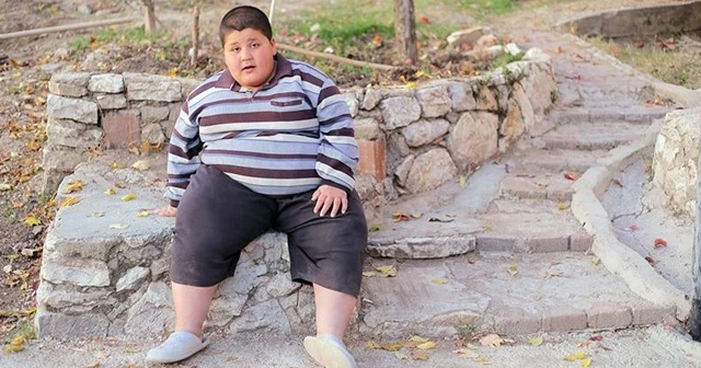 Küçük Efe'nin en büyük hayali yaşıtlarıyla top oynamak
