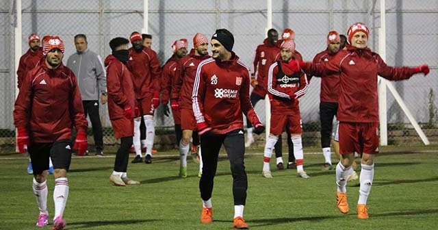 Lider Sivasspor’da Kasımpaşa hazırlıkları başladı