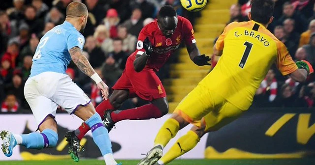 Liverpool, Manchester City'yi 3 golle geçti