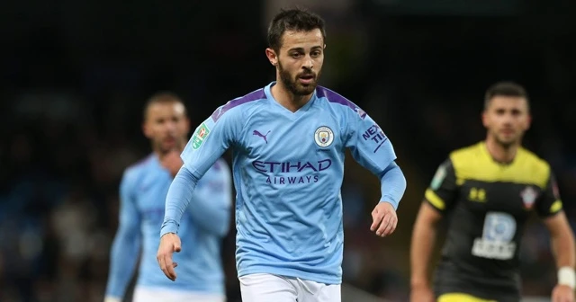 Manchester Cityli Silva'ya, 'ırkçılık içeren' mesajından dolayı 1 maç men