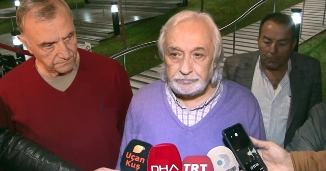 Müjdat Gezen ve Mustafa Alabora, Yıldız Kenter'in hayatını kaybettiği hastaneye geldi