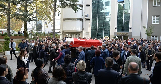 Neslihan hoca son yolculuğuna üniversitesinden uğurlandı
