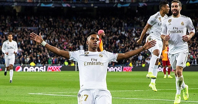 Real Madrid&#039;in 18&#039;lik yıldızı tarihe geçti