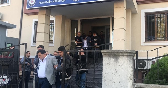 Sakarya’da otomobil dolandırıcılarına operasyon: 11 gözaltı