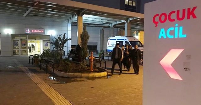 Şanlıurfa'da gıda zehirlenmesi şüphesiyle 25 öğrenci hastaneye kaldırıldı