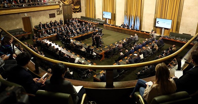 Suriye Anayasa Komitesi toplantılarına rejim engeli