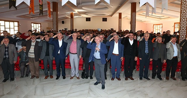 Ünlü yazar Şimşirgil'e Tokat'ta yoğun ilgi