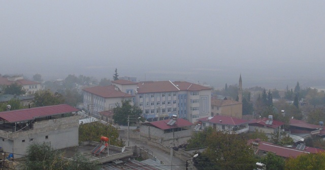 Yoğun sis hayatı olumsuz etkiledi