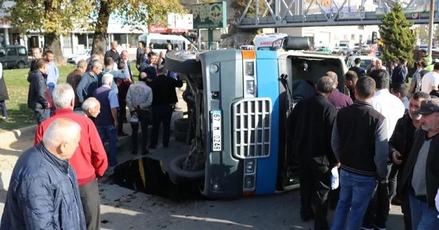 Yolcu minibüsü devrildi; 7 yaralı