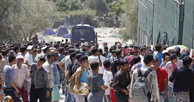 Yunanistan'da sığınmacı alarmı
