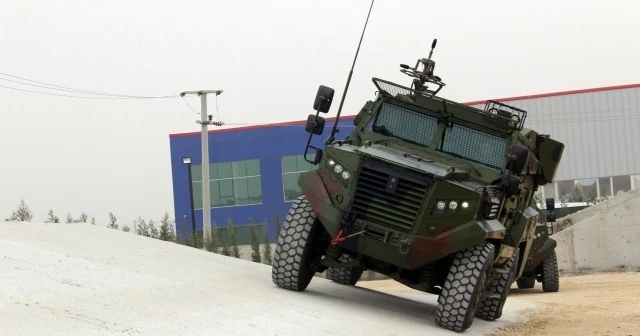 ‘Hızır 4x4 Taktik Tekerlekli Zırhlı Araçları'nın ikinci etap teslimatı tamamlandı