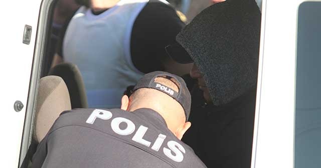 Antalya&#039;daki banka soyguncusu dolandırıldığı için dikkat çekmek istemiş