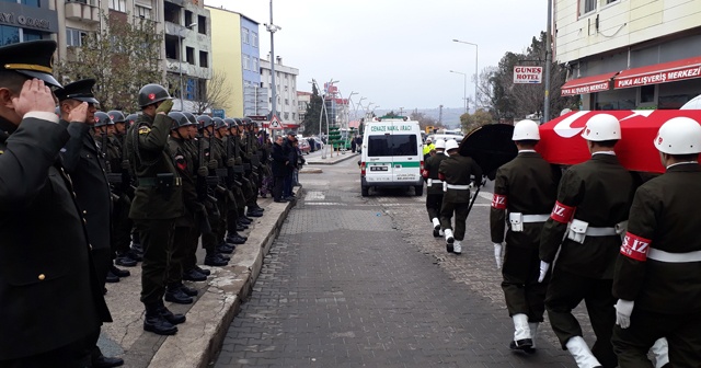 Astsubay kalbine yenik düştü