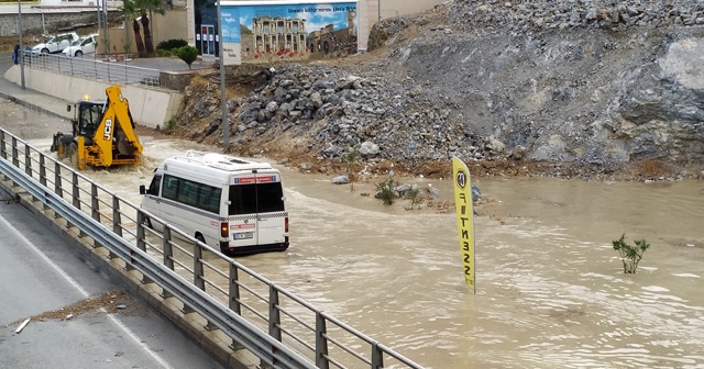 Aydın’ın kıyı kesimlerine kuvvetli yağış uyarısı