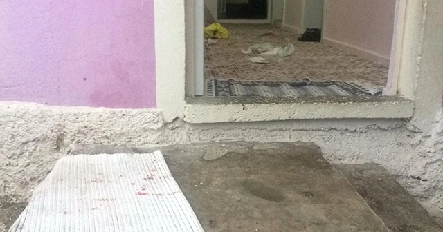 Cezaevinden izinle çıkıp eşini 20 yerinden bıçakladı