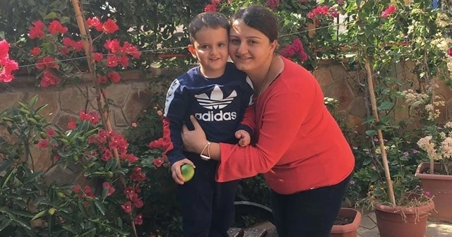 Çocuğunu öldürüp, intihar etmek istemiş