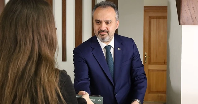 Çok kitap okuyana, bedava ulaşım dönemi