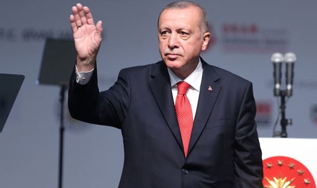 Cumhurbaşkanı Erdoğan: Vatandaşa tepeden bakan kibir abidelerinin bu davada yeri olmaz