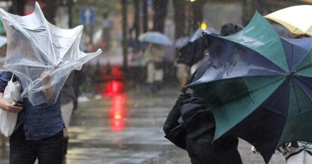 Dikkat! İstanbul&#039;da fırtına alarmı...