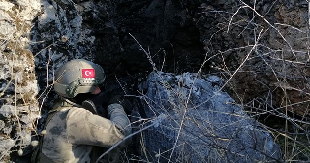 Diyarbakır&#039;da teröristlerin inlerine girildi