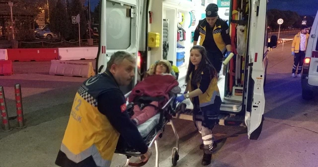 Eşini darp edip üzerine kaynar su döküp yaktı
