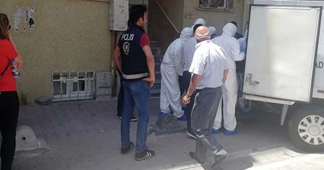 Eşini öldürüp 3 gün cesediyle yaşayan sanık hakim karşısına çıktı