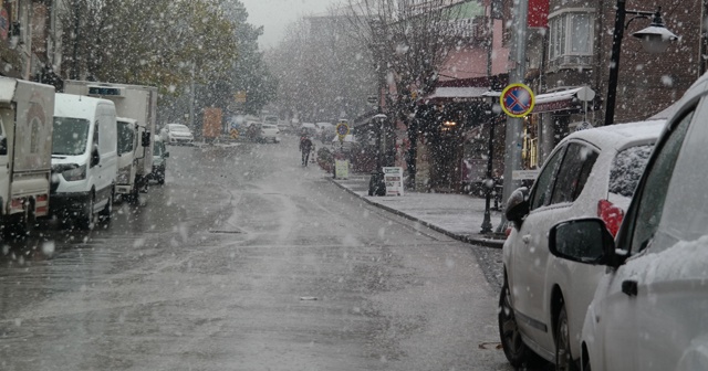 Eskişehir beyaza büründü