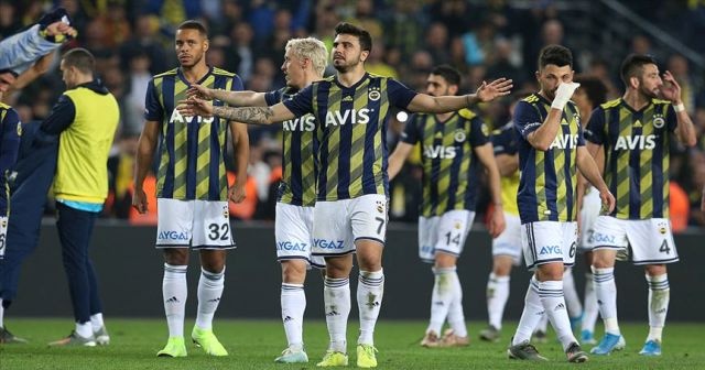 Fenerbahçe ligde son 17 derbide 1 kez yenildi