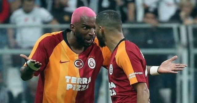 Galatasaray&#039;a bir şok daha! Kavga ettiler