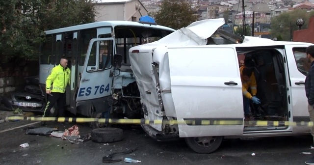 Gaziosmanpaşa&#039;da feci kaza! 1&#039;i ağır 3 yaralı