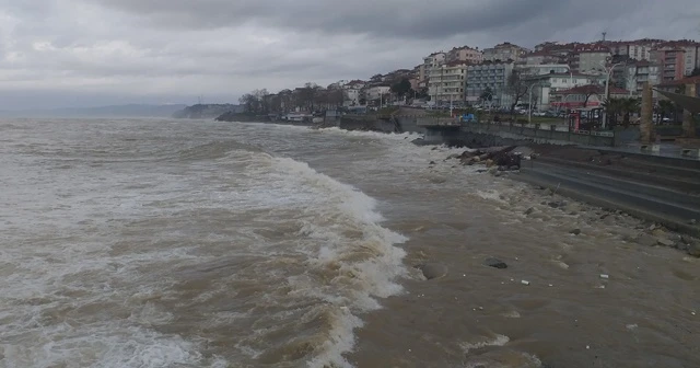 Hava karardı, Karadeniz kabardı