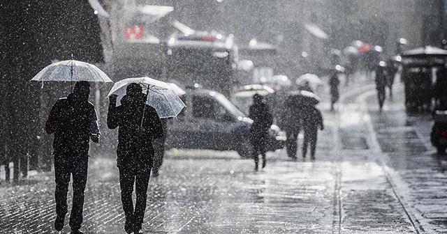 Hava sıcaklıkları düşüyor! Sağanak devam edecek